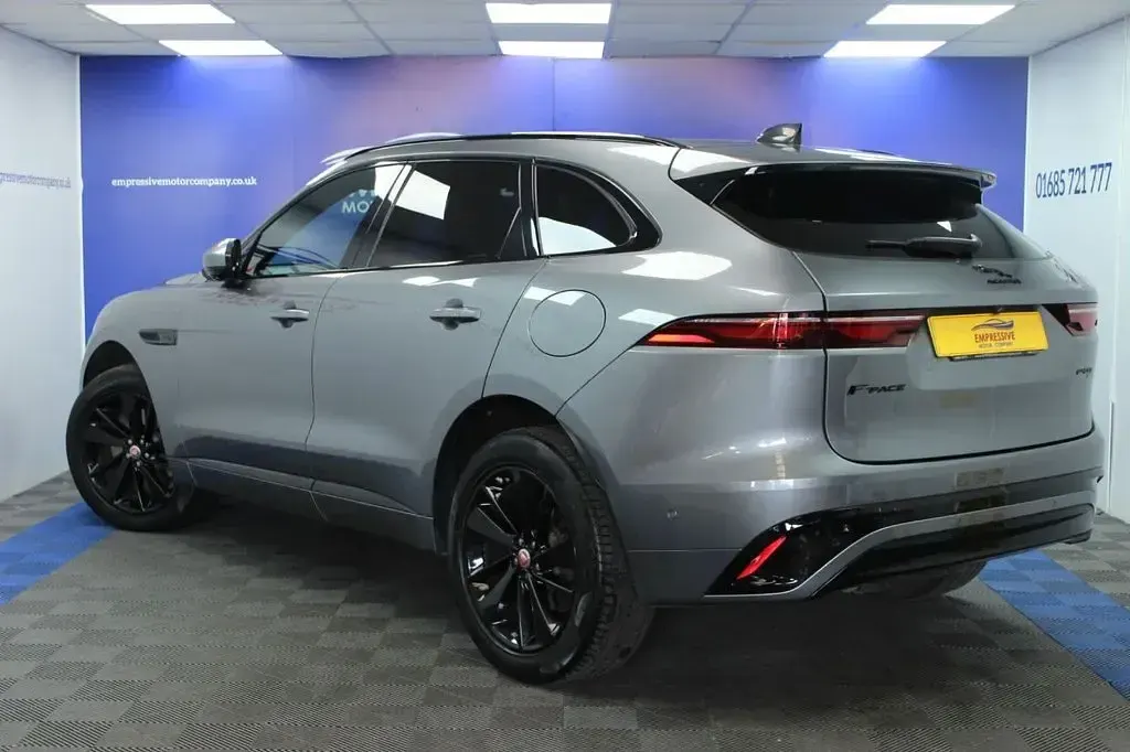 Used Jaguar F-Pace R-Dynamic 404 HP (297 kW) 2021 Grey SUV