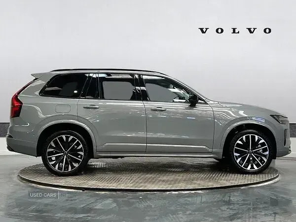 Used Volvo XC90 Plus 455 HP (334 kW) 2025 Grey SUV