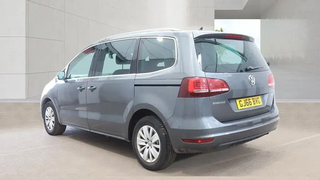 Used VW Sharan SE 150 HP (110 kW) 2016 Grey MPV