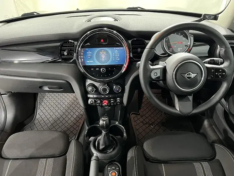 Used Mini Cooper S Classic 176 HP (129 kW) 2021 Grey Hatchback