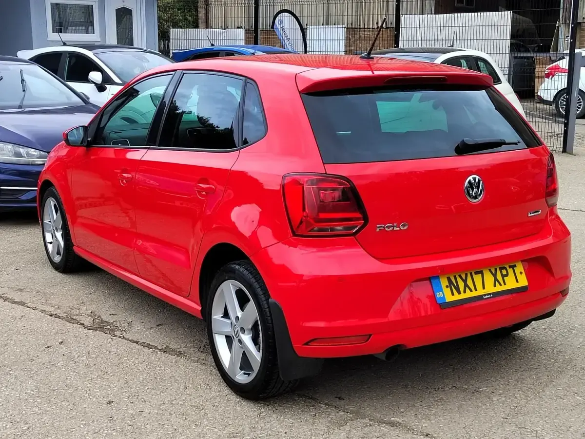 Used VW Polo SEL 109 HP (80 kW) 2017 Red Hatchback