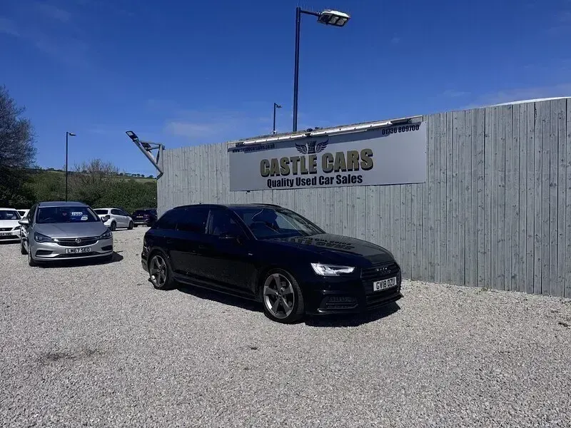 Used Audi A4 Black Edition 190 HP (139 kW) 2018 Black Estate