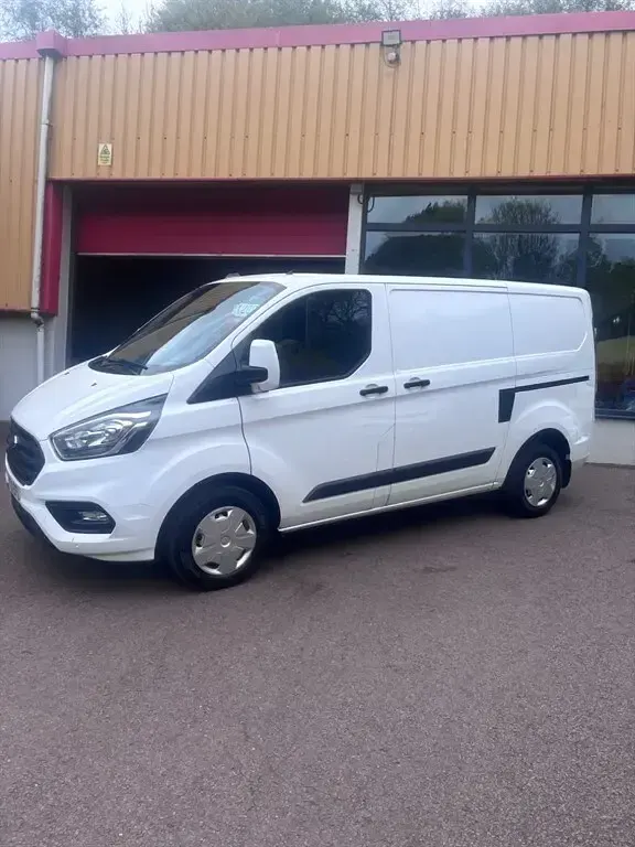 Used Ford Transit Custom Trend 130 HP (95 kW) 2021 White Van