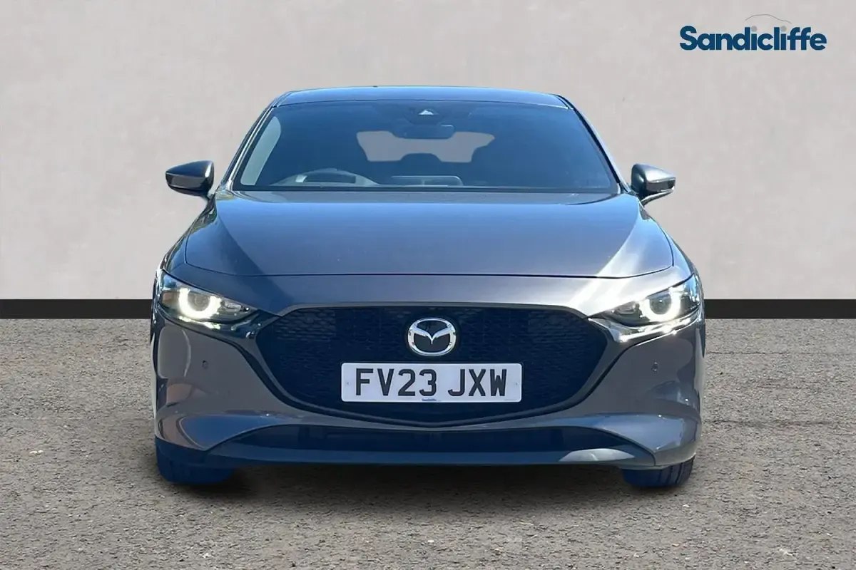Used Mazda 3 Inclusive 122 HP (89 kW) 2022 Grey Hatchback