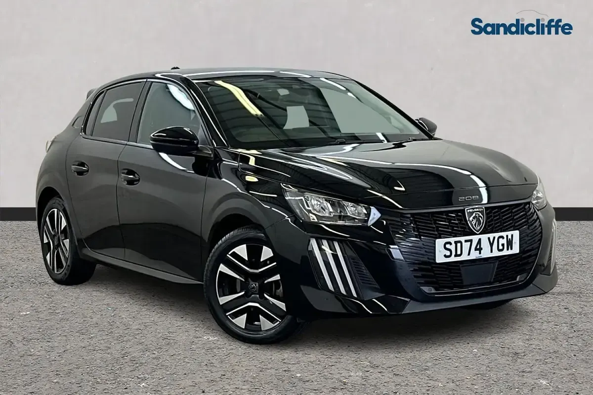 Used Peugeot 208 Allure 102 HP (75 kW) 2025 Hatchback