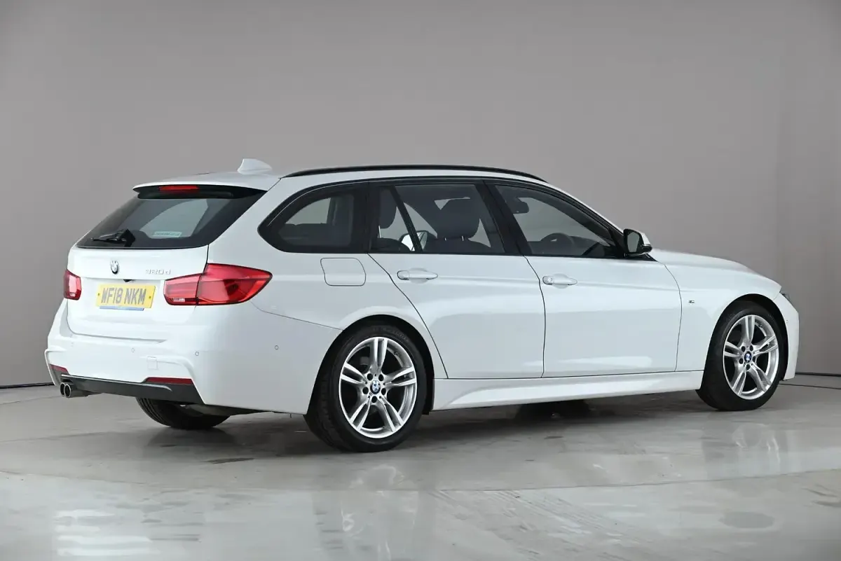 Used BMW 320 M Sport 190 HP (139 kW) 2018 White Estate