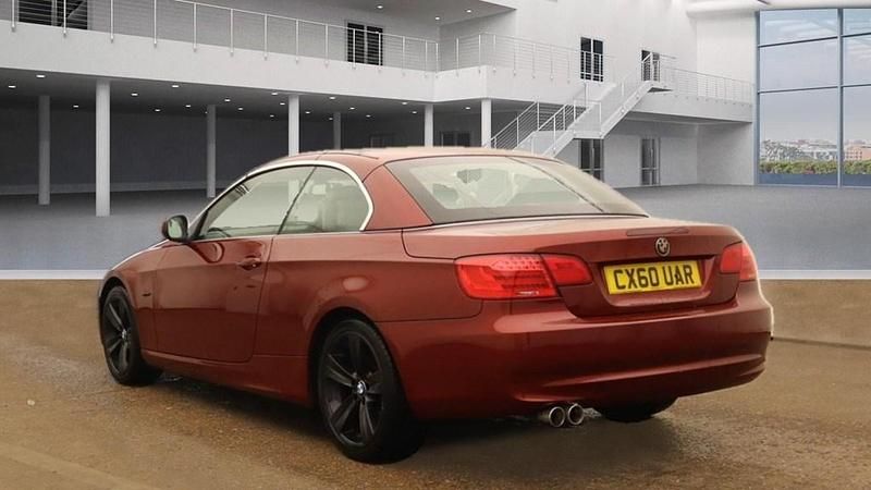 Used BMW 320 Cabriolet 184 HP (135 kW) 2010 Red Cabriolet