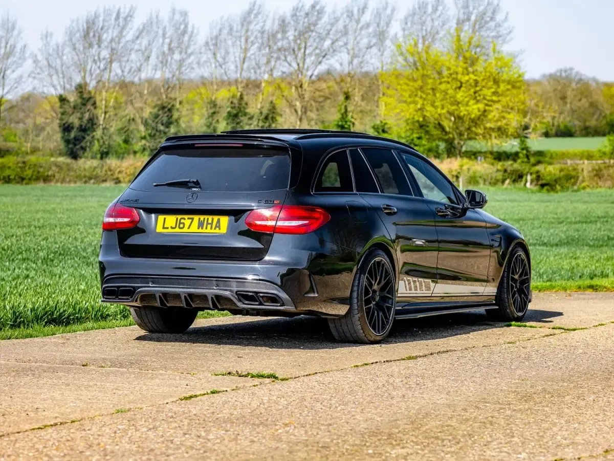 Used Mercedes C63S AMG Premium 503 HP (369 kW) 2017 Black Estate