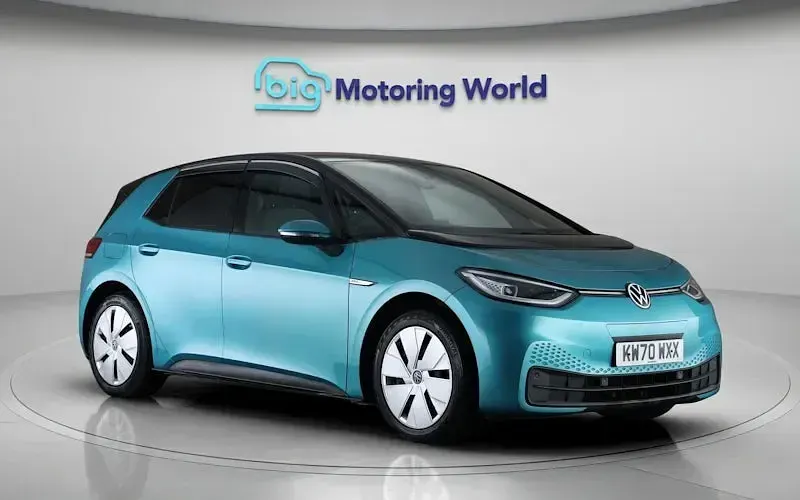 Usado VW ID.3 Pro Performance 150 kW (204 HP) 2020 Turquesa Citadino