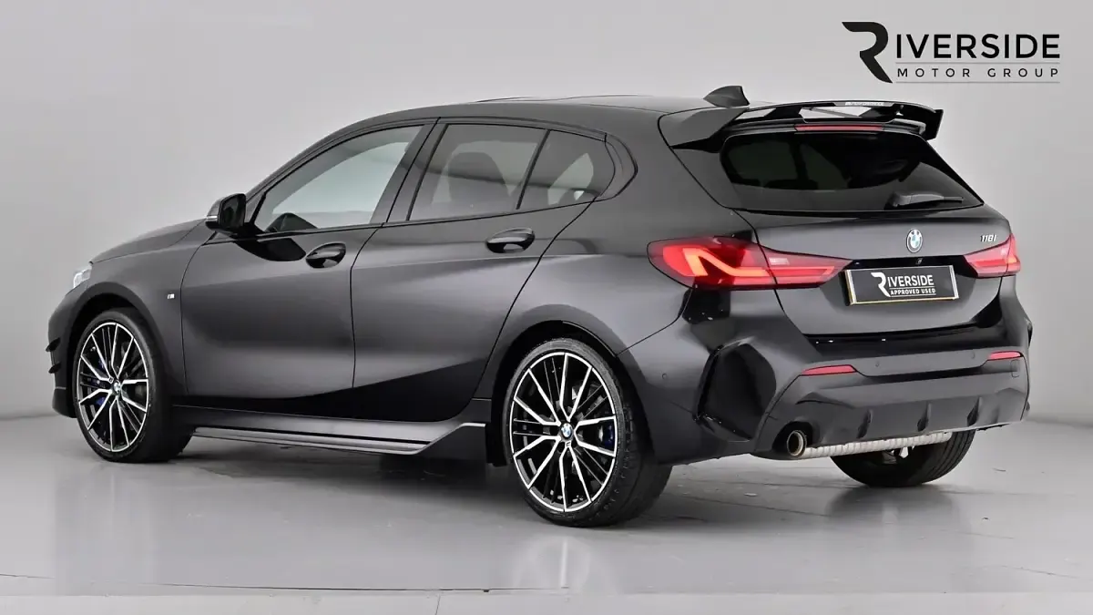 Used BMW 118 M Sport 136 HP (100 kW) 2024 Black Hatchback