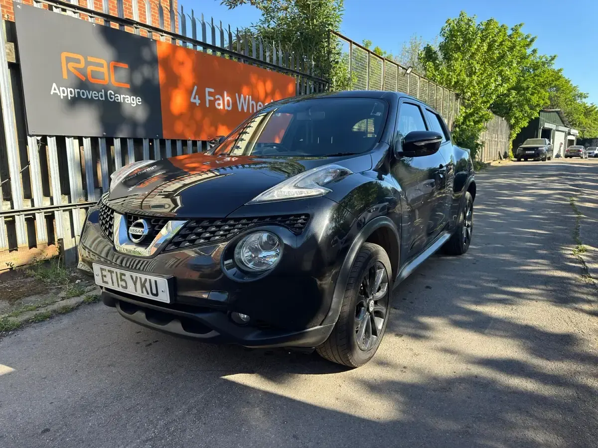Used Nissan Juke Acenta Premium 115 HP (84 kW) 2015 Black SUV