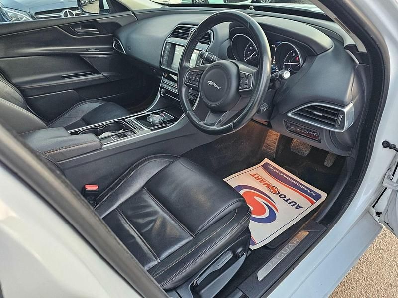 Used Jaguar XE Prestige 2016 White Sedan