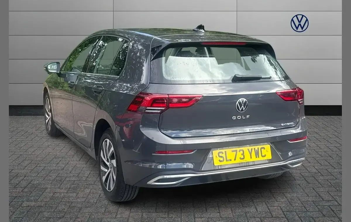 Used VW Golf VIII Style 204 HP (150 kW) 2023 Grey Hatchback