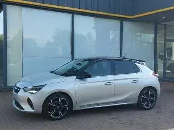 Second-hand Vauxhall Corsa Edition 2022 Argintiu Hatchback