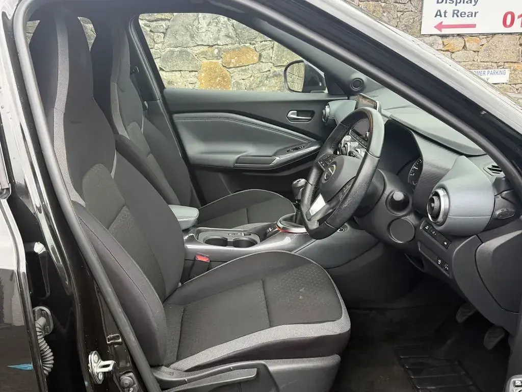 Used Nissan Juke N-Connecta 114 HP (83 kW) 2020 Black SUV