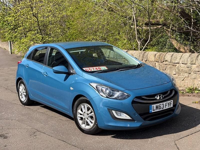 Used Hyundai i30 Active 120 HP (88 kW) 2013 Blue Hatchback