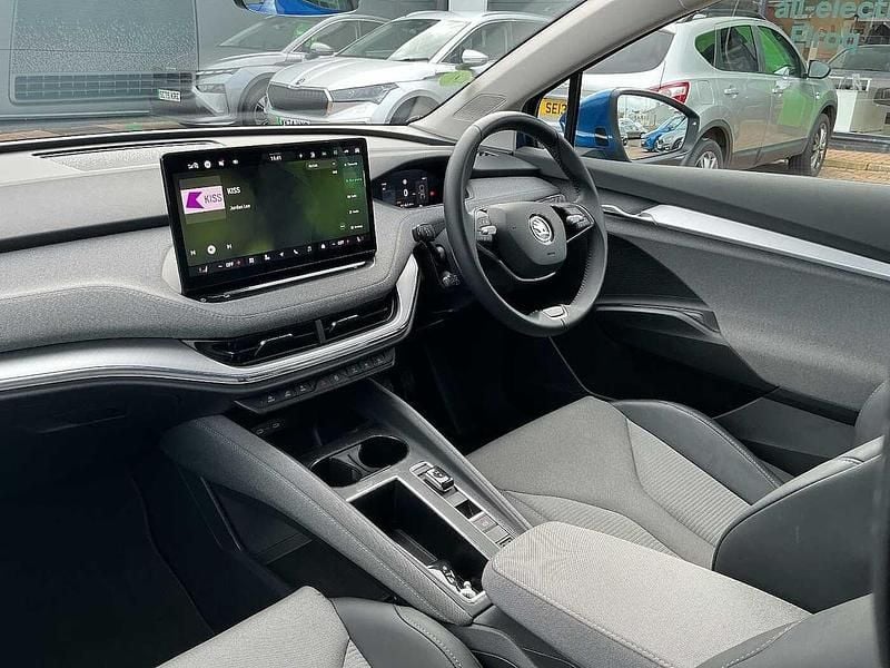 Used Skoda Enyaq iV 154 kW (210 HP) 2024 Race blue metallic SUV