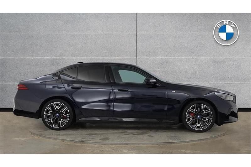Used BMW 550e M Sport 489 HP (359 kW) 2025 Carbon black Sedan