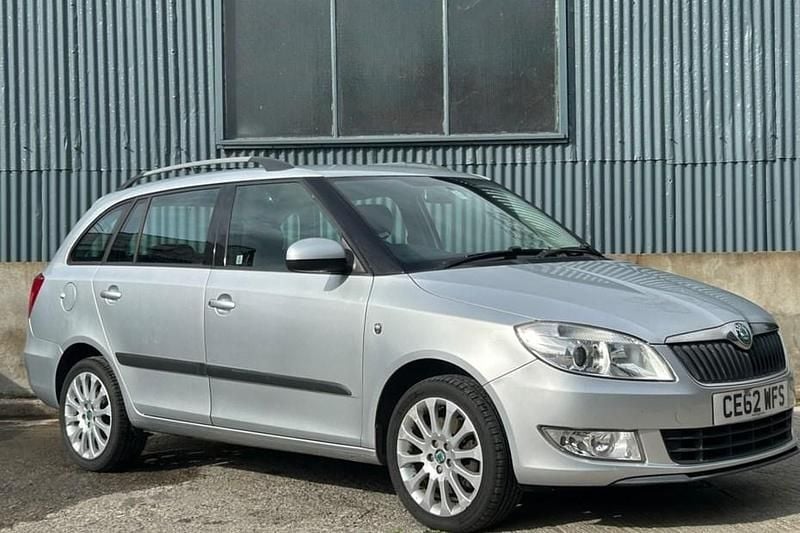 Silver Used 2012 Skoda Fabia Elegance Hatchback | £4,490 (Fair price) - Image 1/1