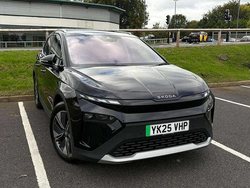 Black Used 2025 Skoda Elroq SUV | £31,357 (Good price) - Image 1/4