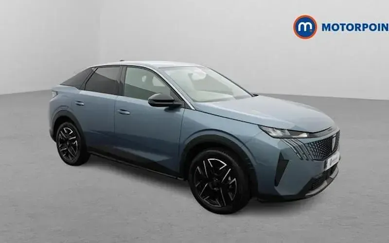 Begagnad Peugeot 3008 Allure 145 HK (106 kW) 2025 SUV