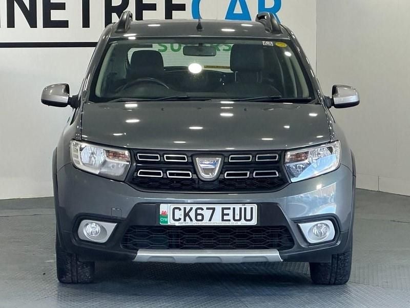 Used Dacia Sandero Stepway 90 HP (66 kW) 2017 Grey Hatchback