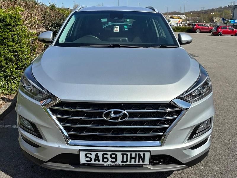 Used Hyundai Tucson SE 177 HP (130 kW) 2019 Silver SUV
