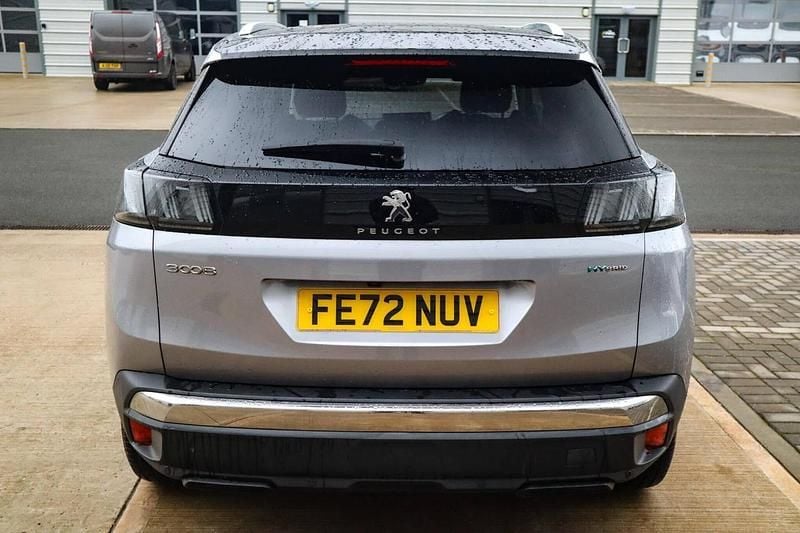 Used Peugeot 3008 Allure+ 222 HP (163 kW) 2022 Grey SUV