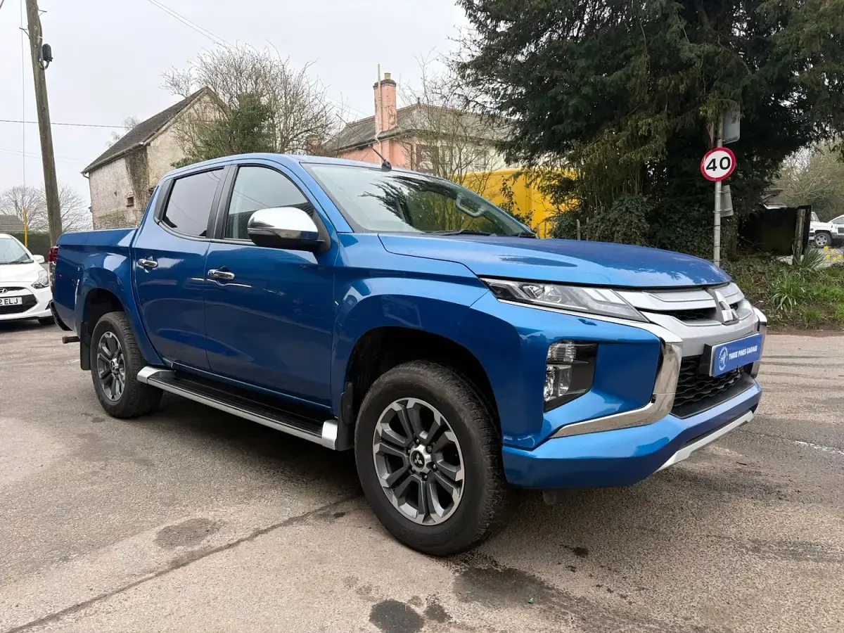 Used Mitsubishi L200 Warrior 150 HP (110 kW) 2021 Blue Pickup