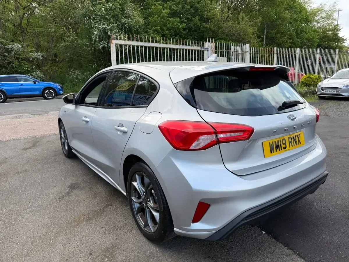 Usado Ford Focus ST-Line 2019 Prateado Citadino