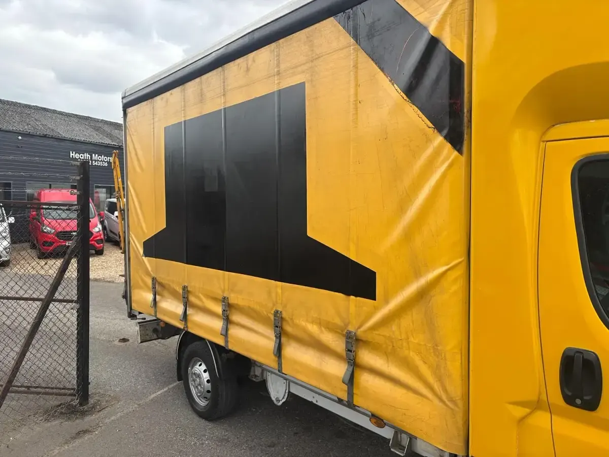 Used Fiat Ducato 130 HP (95 kW) 2019 Yellow Van