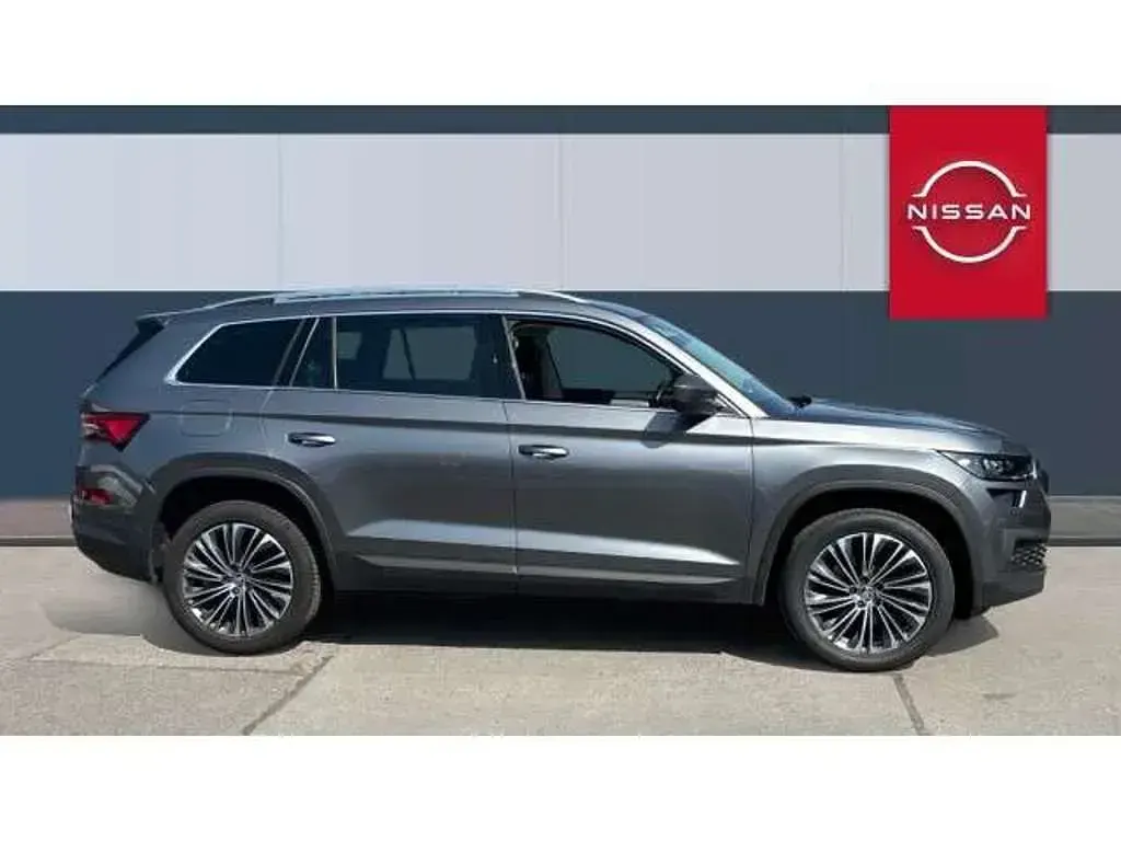 Used Skoda Kodiaq SE L Executive 150 HP (110 kW) 2023 Grey SUV