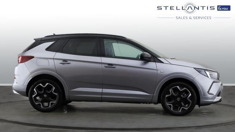 Grey Used 2023 Vauxhall Grandland X Ultimate SUV | £19,692 (Fair price) - Image 1/4