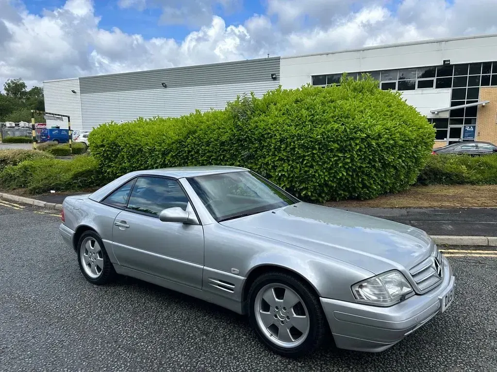 Used Mercedes SL320 224 HP (164 kW) 2001 Silver Cabriolet