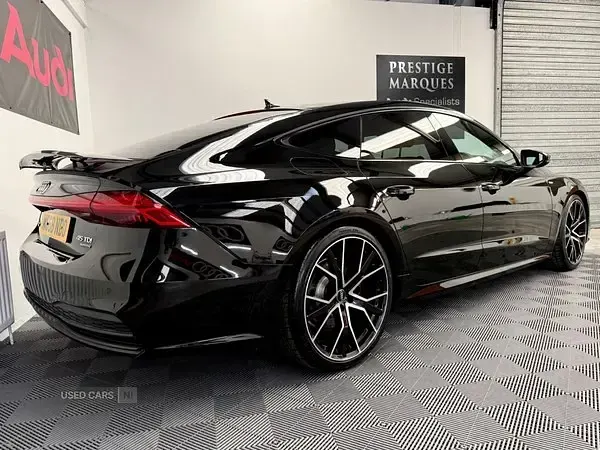 Usado Audi A7 S-Line 286 CV (210 kW) 2018 Negro Utilitario