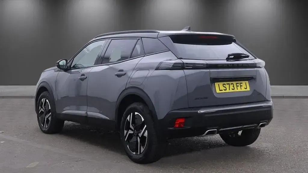 Used Peugeot 2008 GT 130 HP (95 kW) 2023 Grey SUV