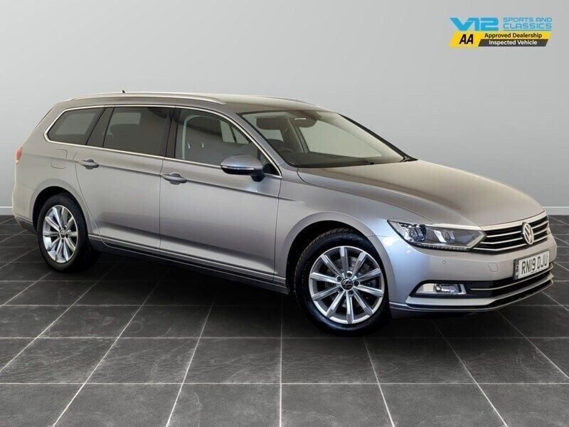 Silver Used 2019 VW Passat Business Estate | £10,495 (Super price) - Image 1/2