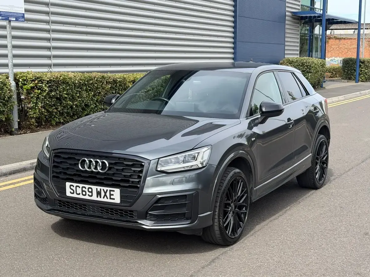 Used Audi Q2 Black Edition 116 HP (85 kW) 2020 Grey SUV
