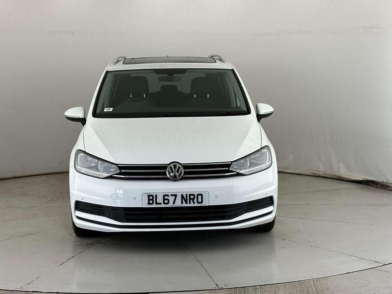 Used VW Touran Family 115 HP (84 kW) 2017 White MPV