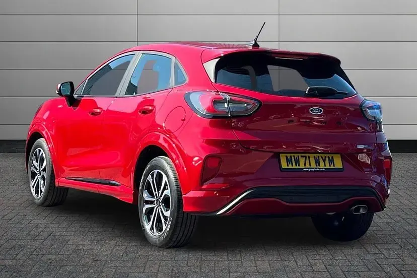 Used Ford Puma ST-Line 125 HP (91 kW) 2022 Red Hatchback