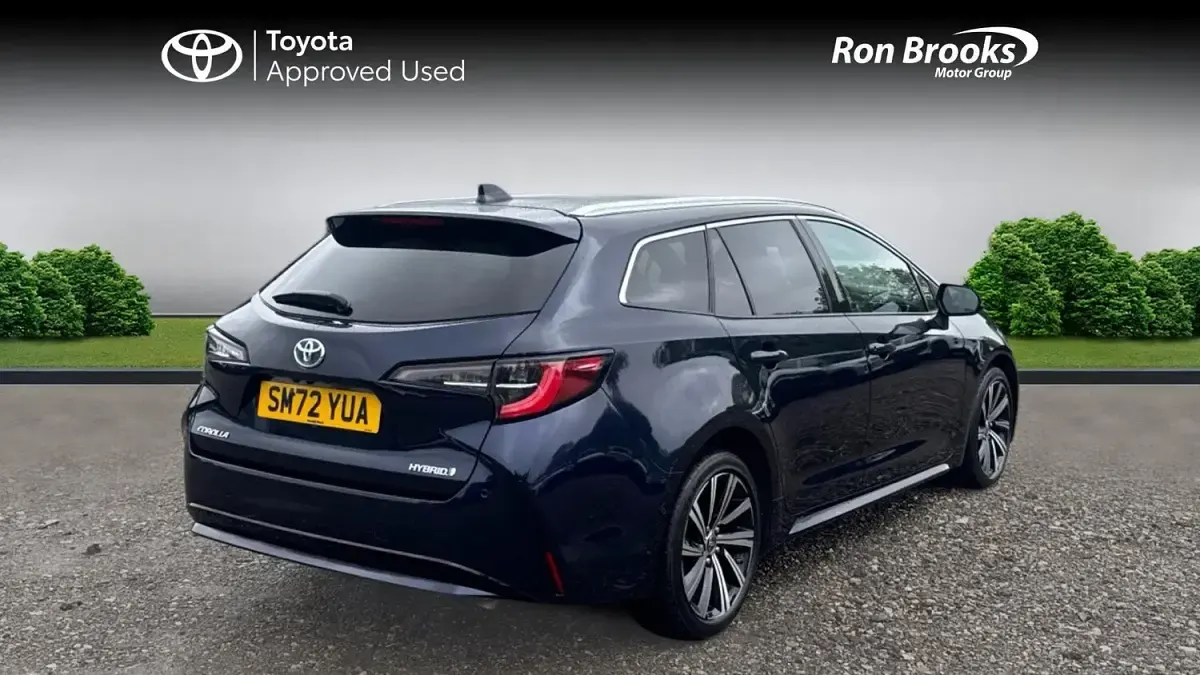 Used Toyota Corolla Design 2023 Blue Estate