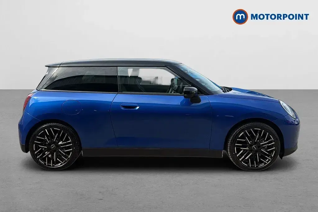 Used Mini Cooper Exclusive 160 kW (218 HP) 2024 Blue Hatchback