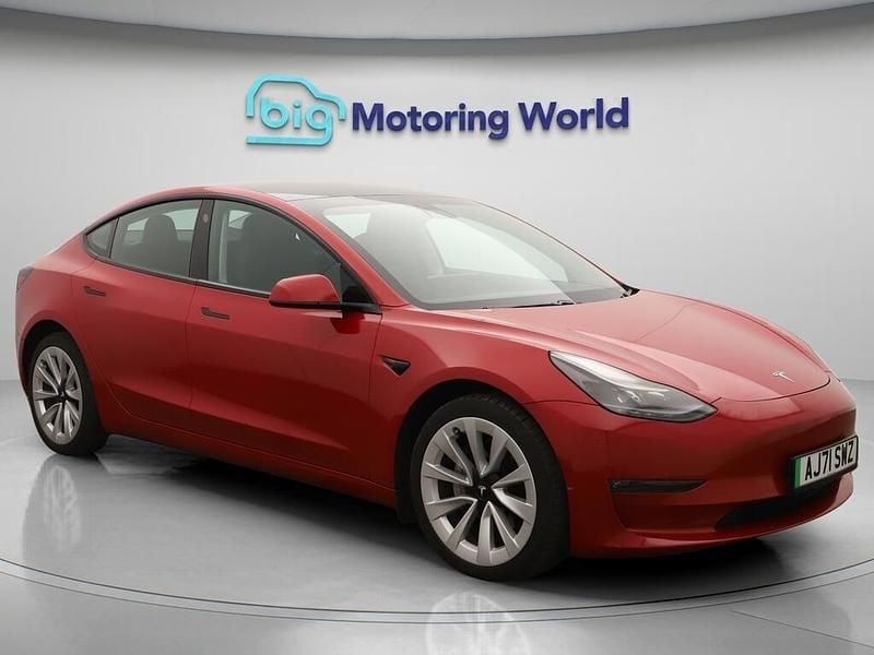 Red Used 2022 Tesla Model 3 Long Range AWD Sedan | £19,800 (Fair price) - Image 1/4