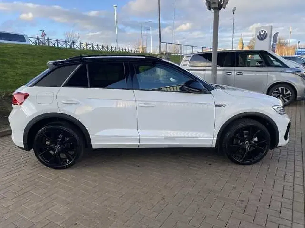 Used VW T-Roc Black Edition 150 HP (110 kW) 2026 White SUV