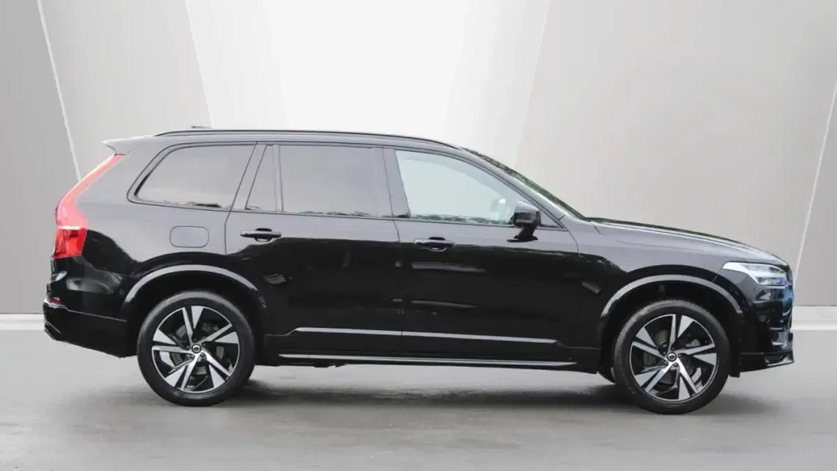 Used Volvo XC90 R-Design 235 HP (172 kW) 2022 SUV