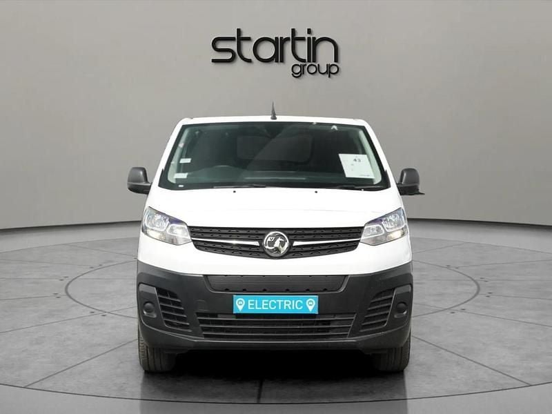 Used Vauxhall Vivaro 98 kW (134 HP) 2025 White MPV