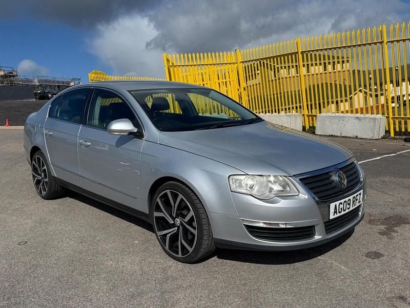Used VW Passat Highline 140 HP (102 kW) 2009 Silver Sedan