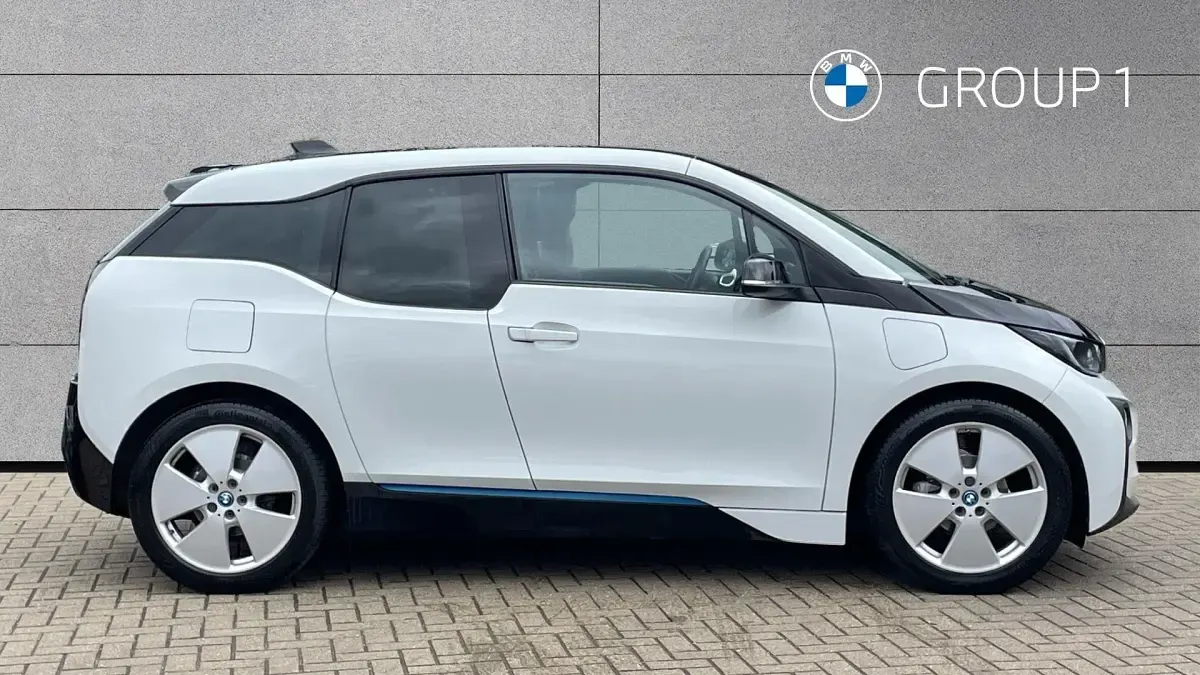 Used BMW i3 Comfort Edition 125 kW (170 HP) 2017 White Hatchback