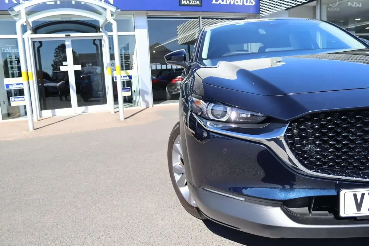 Used Mazda CX-30 Inclusive 122 HP (89 kW) 2022 Deep crystal SUV