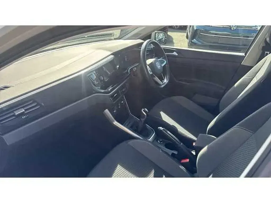 Used VW Polo Life 95 HP (69 kW) 2022 Grey Hatchback